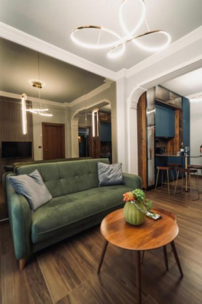 INDIVIDUALliving 1 Excellent central location !!!